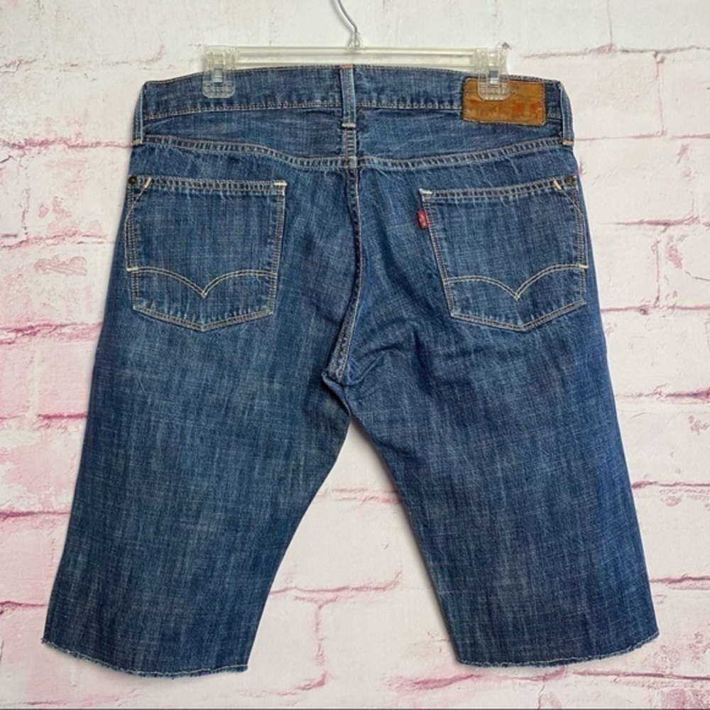 LEVI’S Cut Off Jean Shorts - Picture 2 of 8
